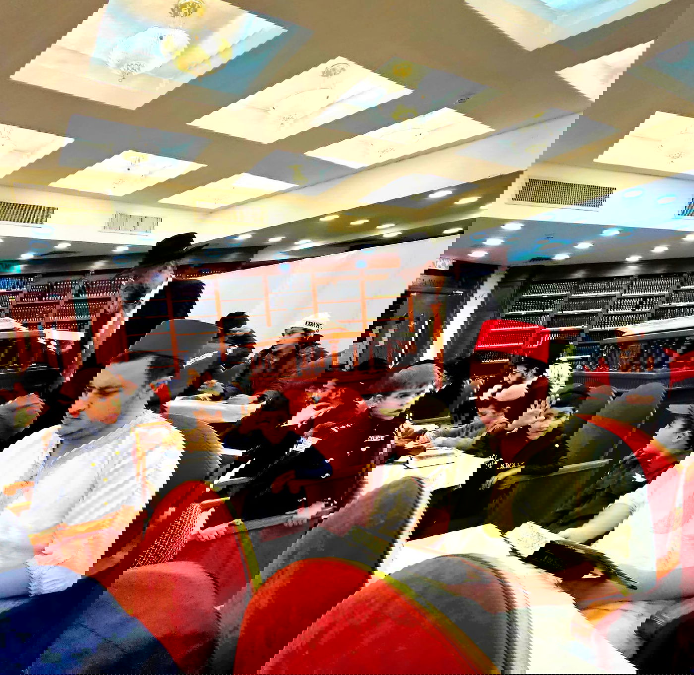 זופניק בכיכר • כל התמונות, הנייעס והחשיפות של פורים