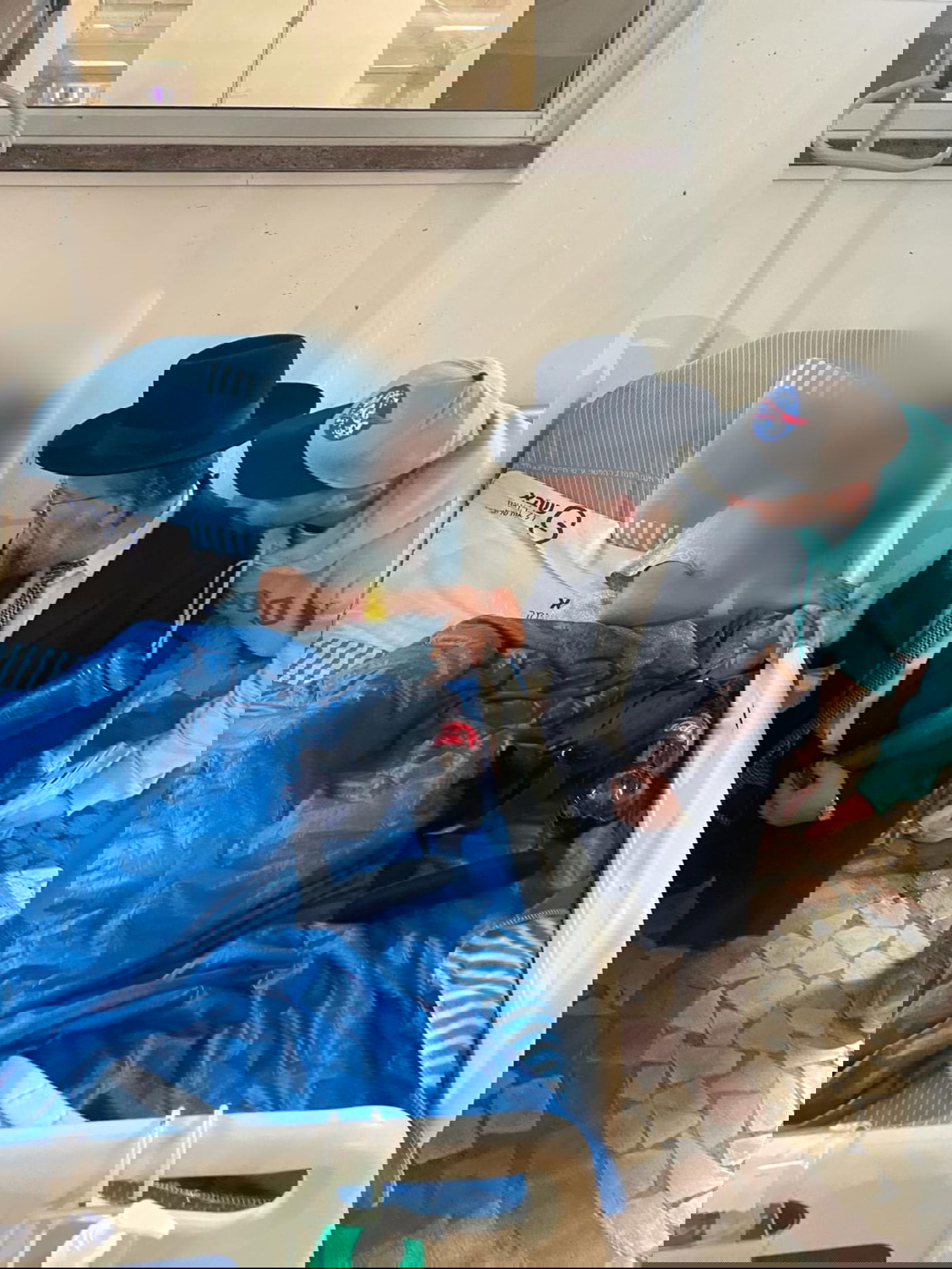 זופניק בכיכר • כל התמונות, הנייעס והחשיפות של פורים