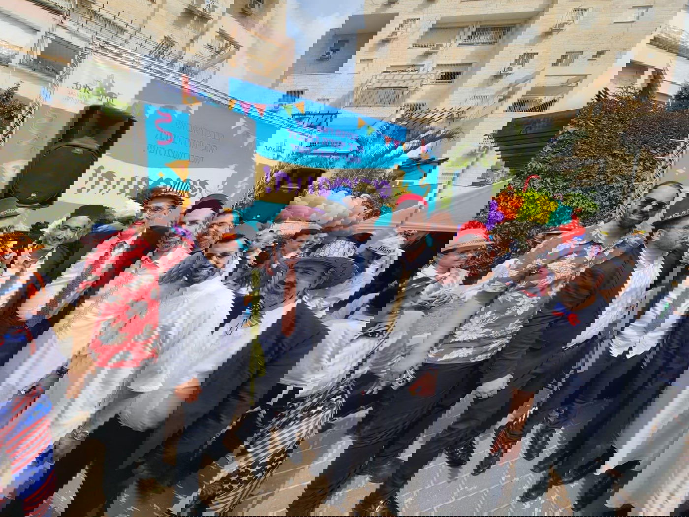 זופניק בכיכר • כל התמונות, הנייעס והחשיפות של פורים