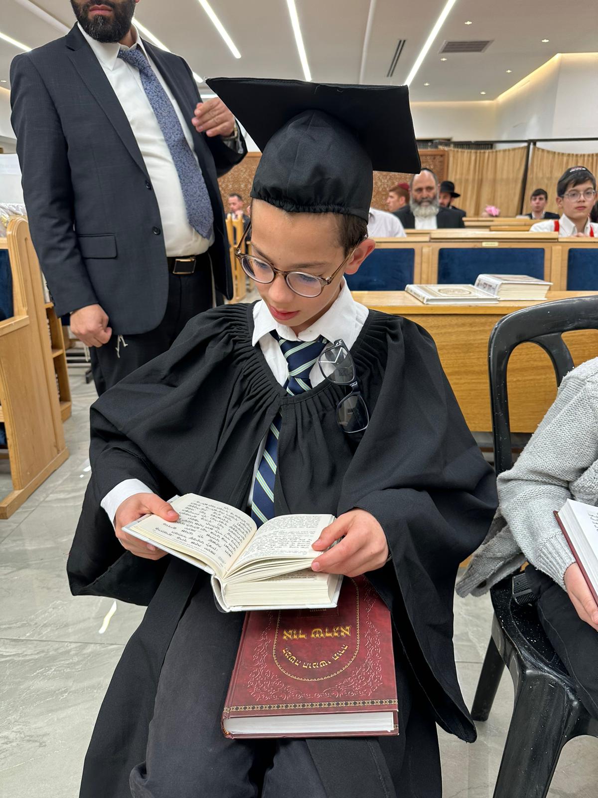 זופניק בכיכר • כל התמונות, הנייעס והחשיפות של פורים