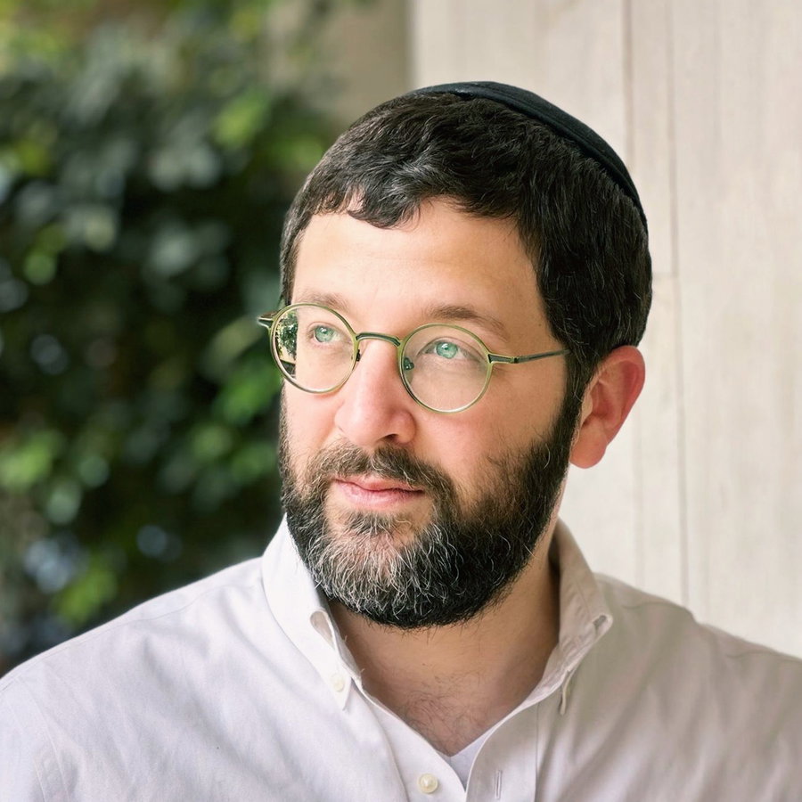 "דרך ארוכה" - יונתן פוירשטיין