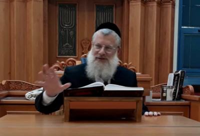 איזה ציורים היו על המטבעות שהונפקו לכבוד אברהם ומרדכי?