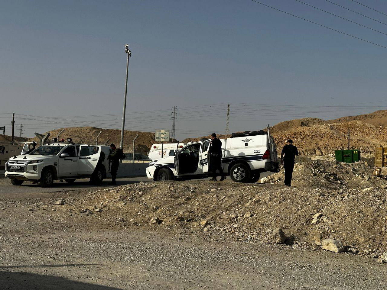 שב"ח פלסטיני ניסה לברוח מהשוטרים - וקפץ לתוך ים המלח