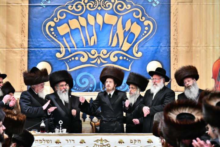 אלפים בשמחת הברית לינוקא מסאדיגורה; איך נקרא הבן?