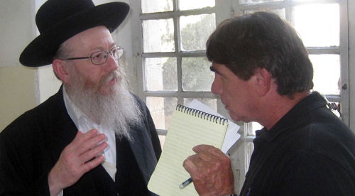 ליצמן משוחח עם כתב ערוץ 2, היום (