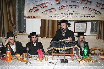 יארצייט בסעקליד ● תמונות