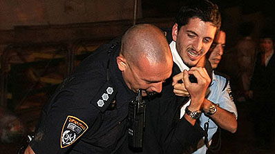 השוואה בלתי נמנעת.