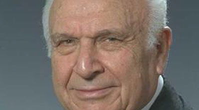 אפרים קציר,