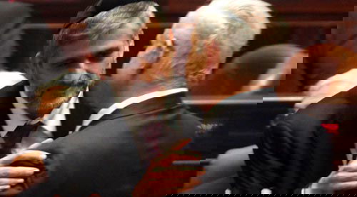 להדוף הלחץ. ישי עם ראש-הממשלה (