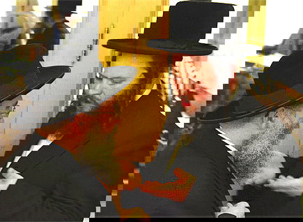 מאות ב´יום של תורה´ באנטוורפען