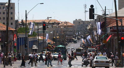 רחוב יפו בסתם יום של חול.