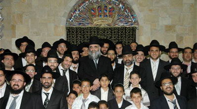 חלק מהבוגרים.