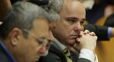 שטיימיץ, ישי וברק בישיבת הממשלה, היום (פלאש 90)