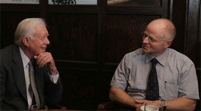 נועם שליט וג´ימי קרטר.