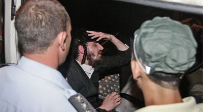 עצור מהפגנות ליל אמש.