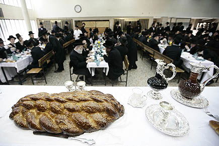 שמחה באהלי צדיקים: ברית לנכד האדמו"ר מבוסטון