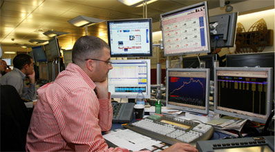 חדר עסקאות בבורסה, צילום פלאש 90