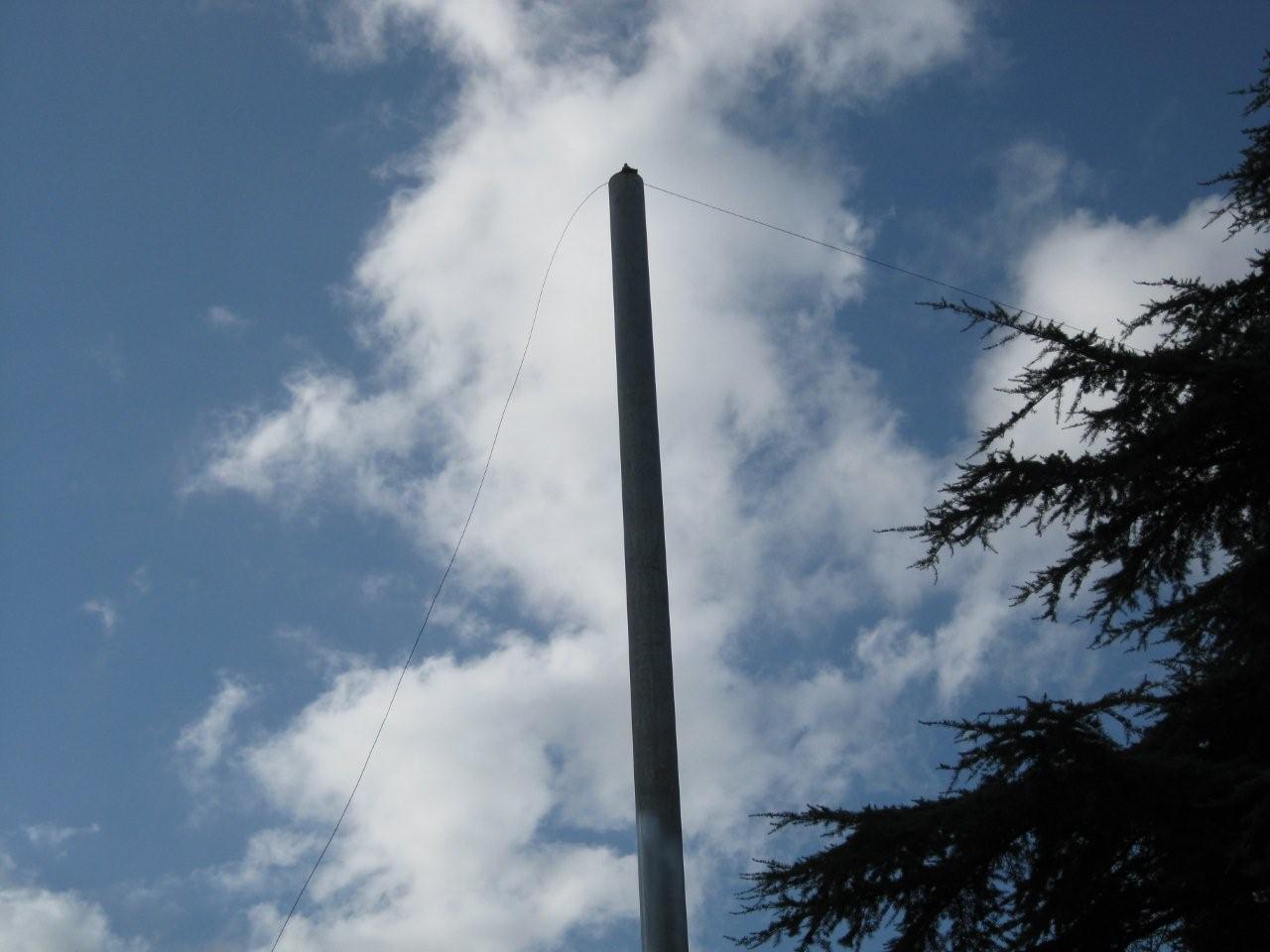 אנטישמיות חילונית: עמודי העירוב בקרית יובל נעקרו