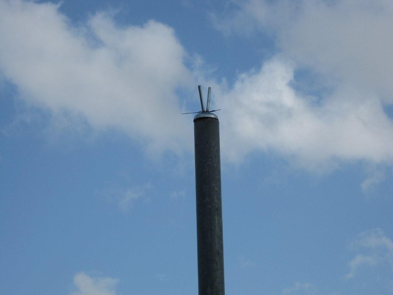 אנטישמיות חילונית: עמודי העירוב בקרית יובל נעקרו