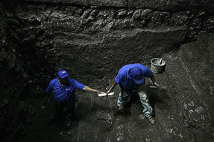 מקווה בן אלפיים שנה נחשף ליד לכותל