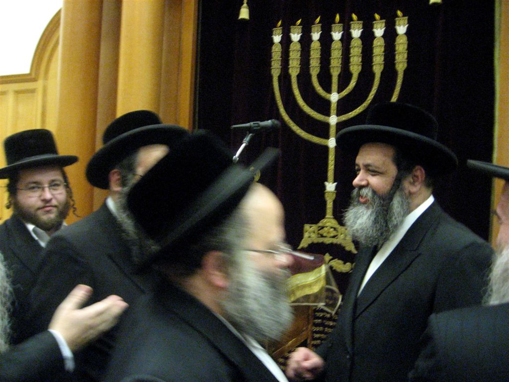 תמונות מבלגיה: ר"י בעלזא בחיפה