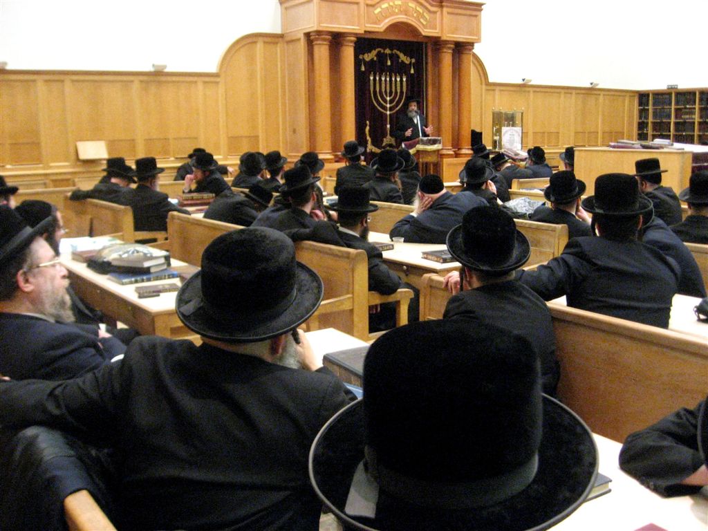 תמונות מבלגיה: ר"י בעלזא בחיפה