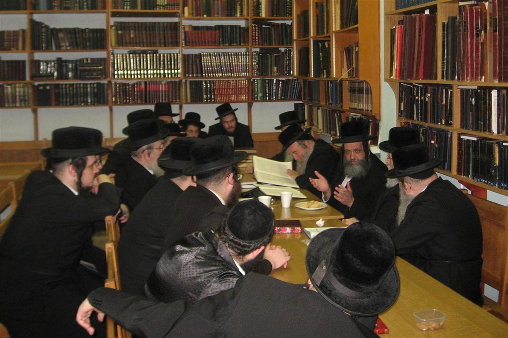 תמונות מבלגיה: ר"י בעלזא בחיפה