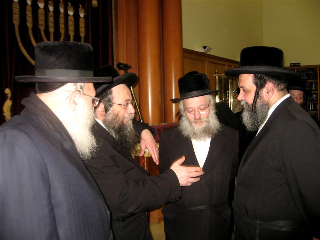 תמונות מבלגיה: ר"י בעלזא בחיפה