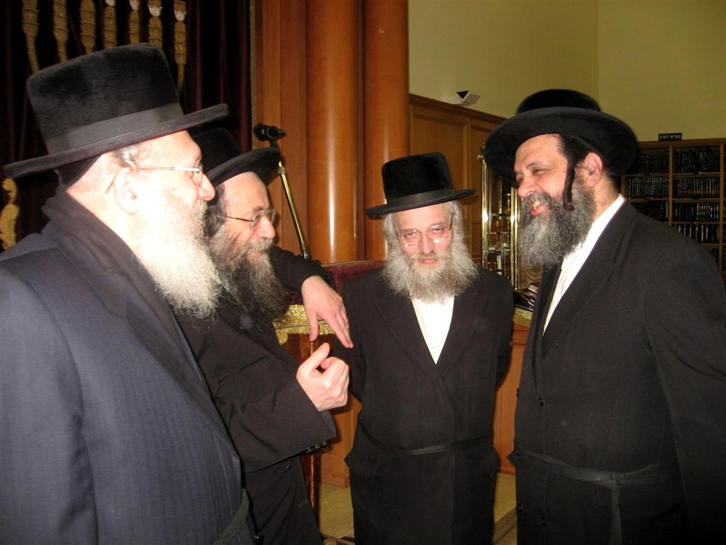 תמונות מבלגיה: ר"י בעלזא בחיפה