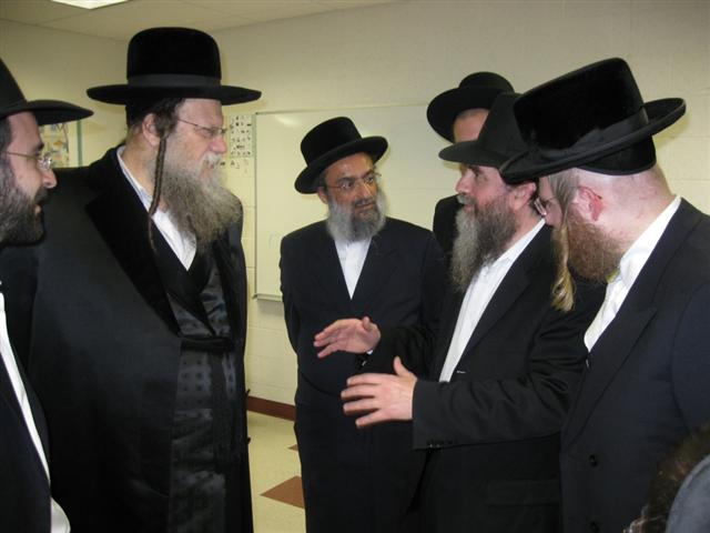 ביקור במוסד לילדים מיוחדים עם המנהל