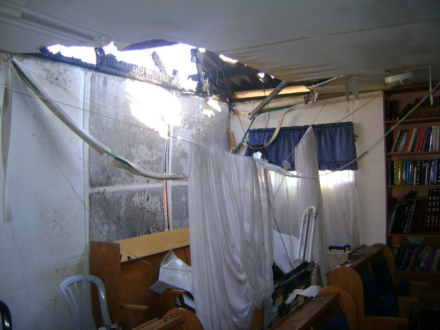 ספרי התורה עצרו את השריפה