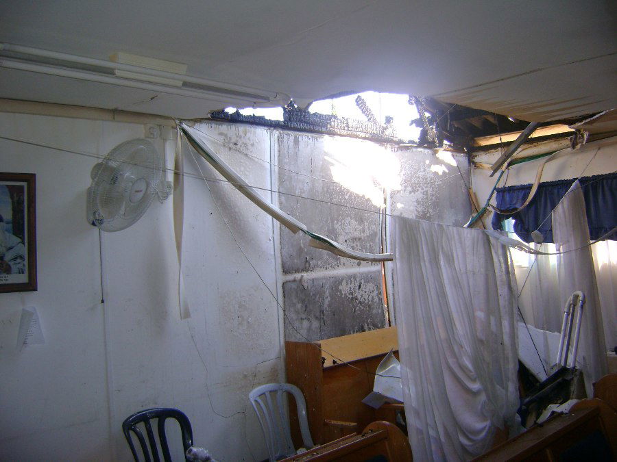 ספרי התורה עצרו את השריפה