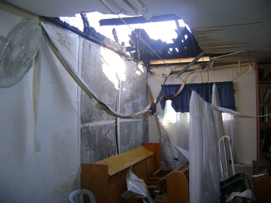 ספרי התורה עצרו את השריפה