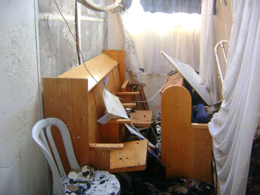 ספרי התורה עצרו את השריפה