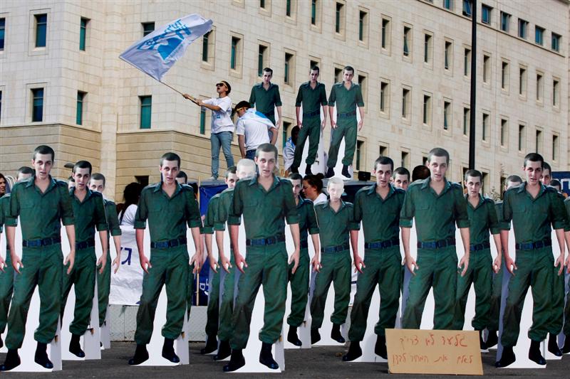 מדינה בטירוף: בעד ונגד עסקת שליט