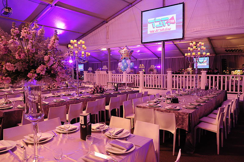 במעמד ה"חלאקה" למוישי: קהל האלפים הזיל דמעות