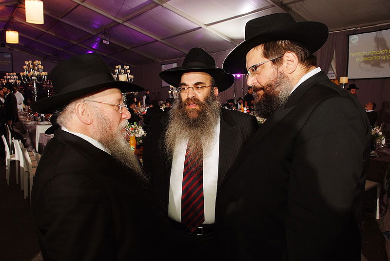 במעמד ה"חלאקה" למוישי: קהל האלפים הזיל דמעות