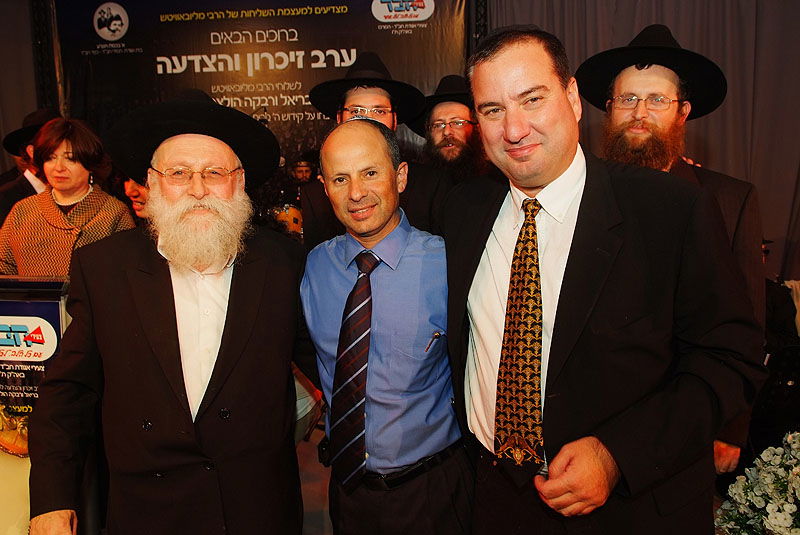 במעמד ה"חלאקה" למוישי: קהל האלפים הזיל דמעות