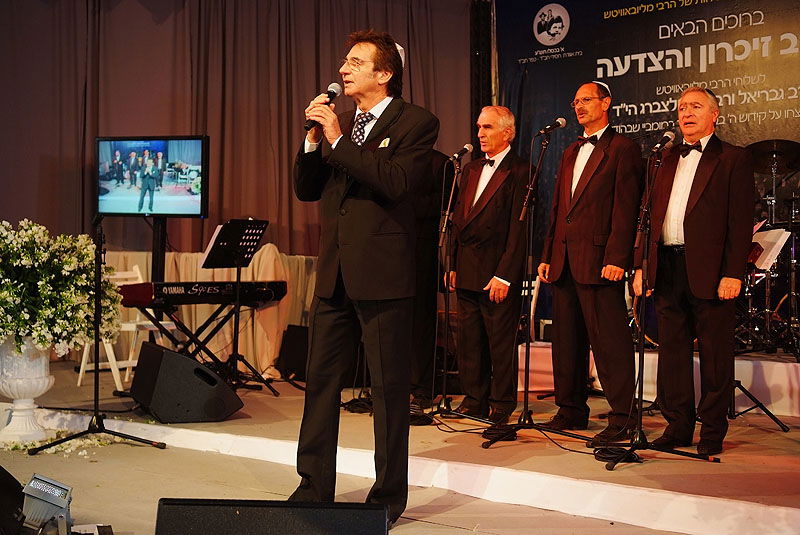 במעמד ה"חלאקה" למוישי: קהל האלפים הזיל דמעות