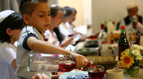 כך נשמור על המשקל בחגים • המדריך