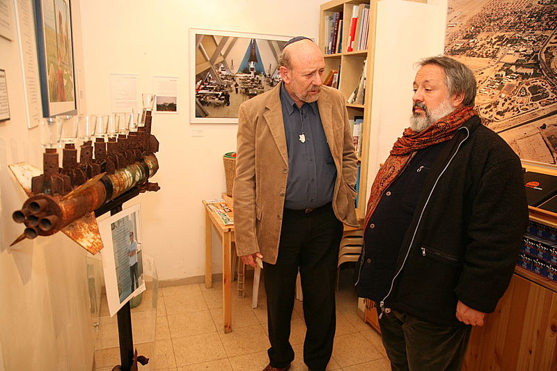 תיעוד: ביקור השייח במוזיאון גוש-קטיף