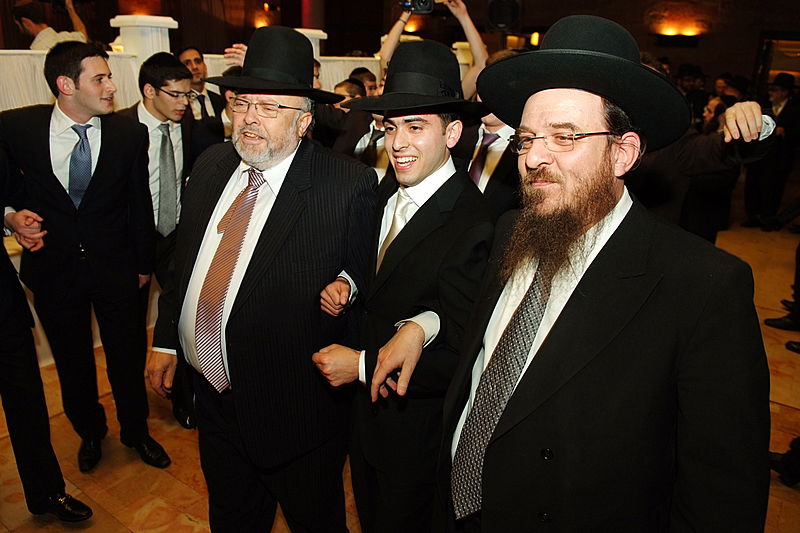 ענבי הגפן: צפו בחתונת משפחת לאופר