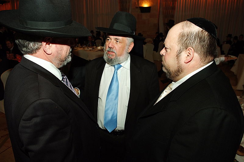 ענבי הגפן: צפו בחתונת משפחת לאופר