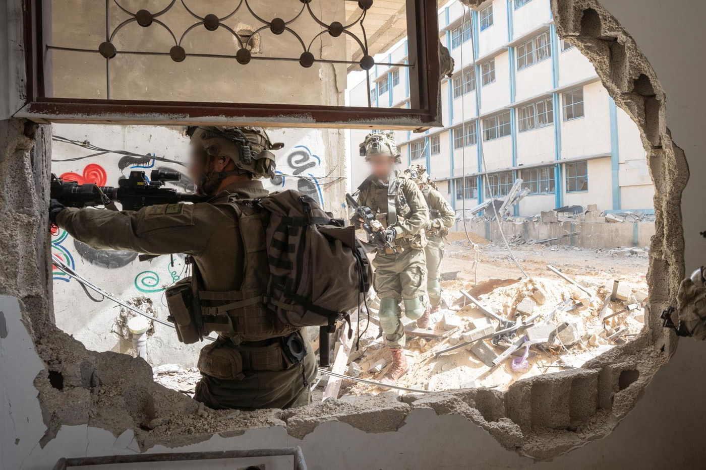 תיעודים דרמטים: לחימה עיקשת בתוך מבני המחבלים בחאן יונס | צפו