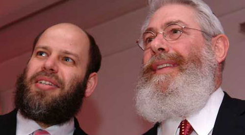 היו ימים: שניאורסון ובוימלגרין