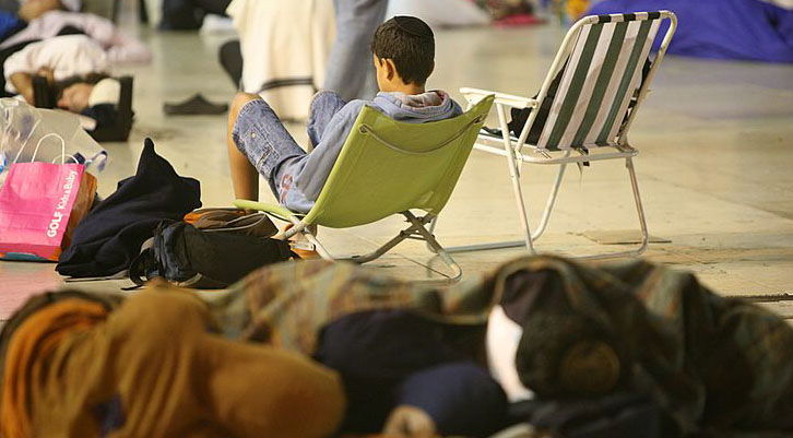 שחרית בכותל.