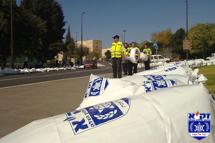 מלחמת זק"א בתאונות: פרסו 323 שקיות גופות