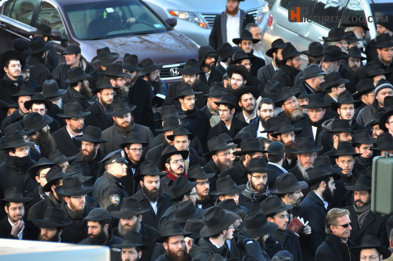 קורע לב: הלוויה לבן 9 שנהרג בתאונה