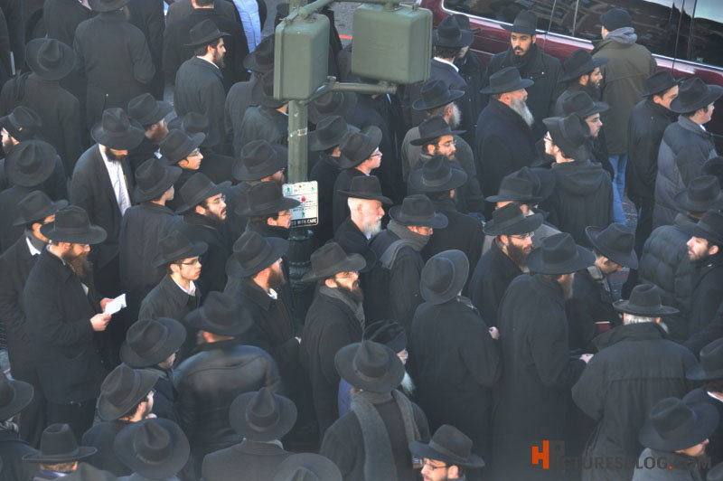 קורע לב: הלוויה לבן 9 שנהרג בתאונה