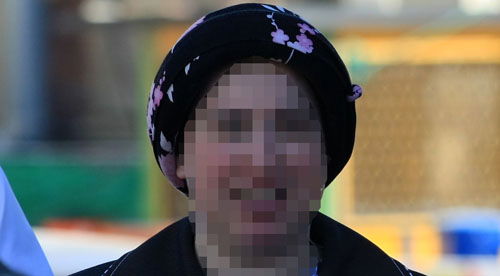 האם החשודה בהרעבת בנה (